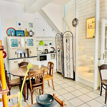 Maison De Pecheur A Sur * Étaples